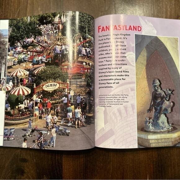 ⭐️Walt‎ Disney World Resort Where Magic Lives Hardcover Book 03 Pictorial Memory - Picture 10 of 10
